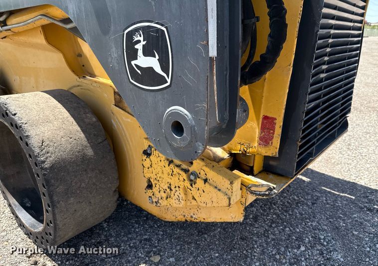 image for item EJ3628 2013 John Deere 332D skid steer loader