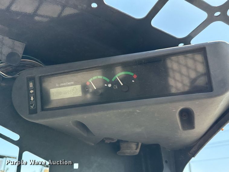 image for item EJ3628 2013 John Deere 332D skid steer loader