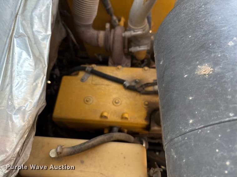 image for item EJ3628 2013 John Deere 332D skid steer loader