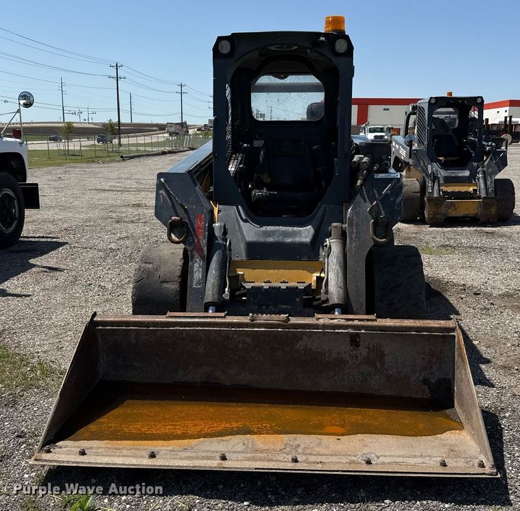 image for item EJ3629 2013 John Deere 332D skid steer loader