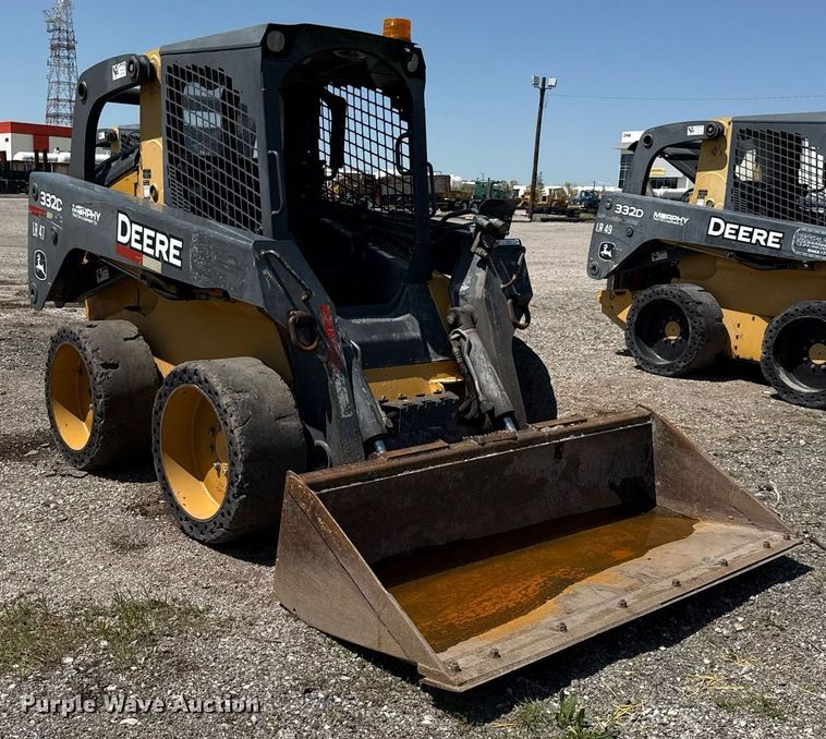 image for item EJ3629 2013 John Deere 332D skid steer loader
