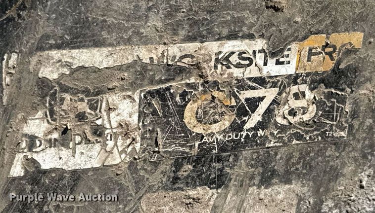 image for item EJ3629 2013 John Deere 332D skid steer loader