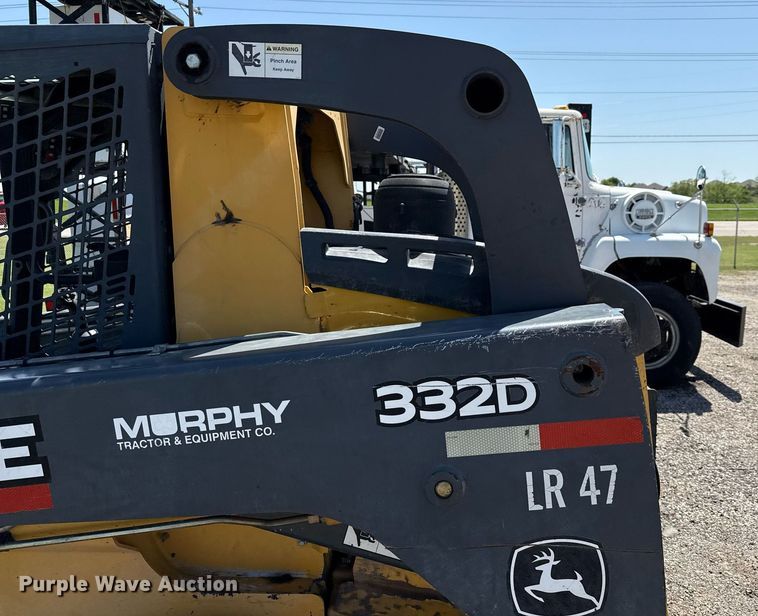 image for item EJ3629 2013 John Deere 332D skid steer loader