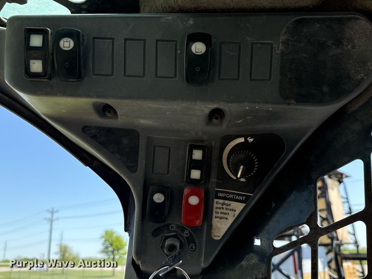 image for item EJ3629 2013 John Deere 332D skid steer loader