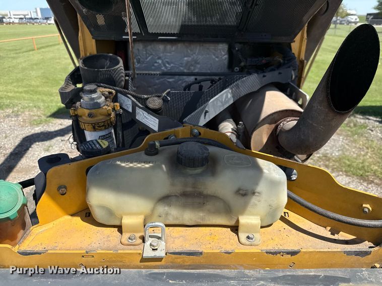 image for item EJ3629 2013 John Deere 332D skid steer loader