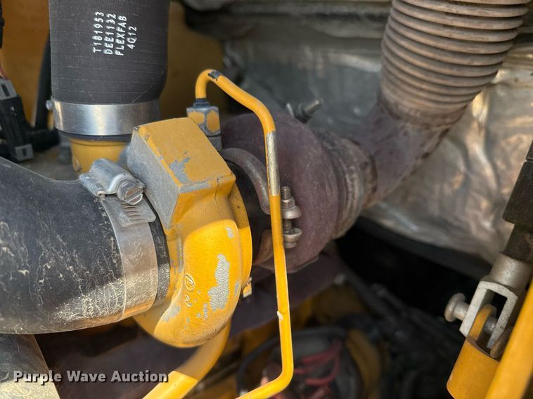 image for item EJ3629 2013 John Deere 332D skid steer loader