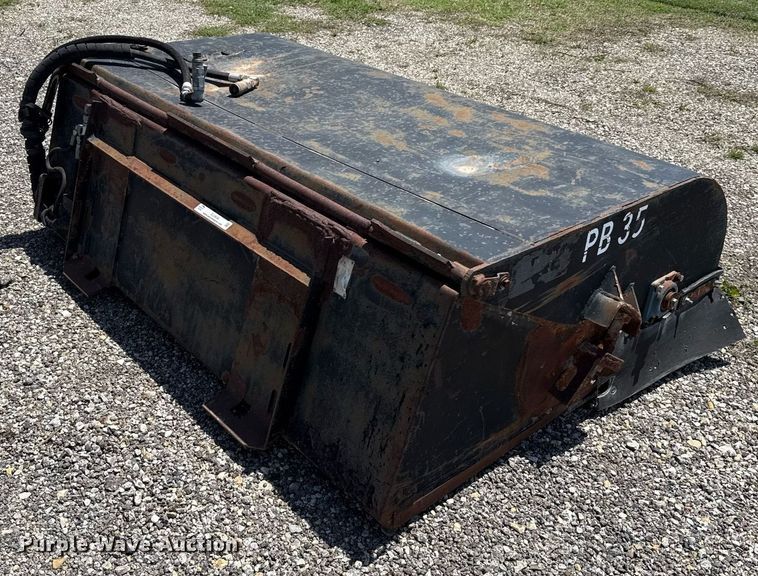 image for item EJ3634 Sweeper 72