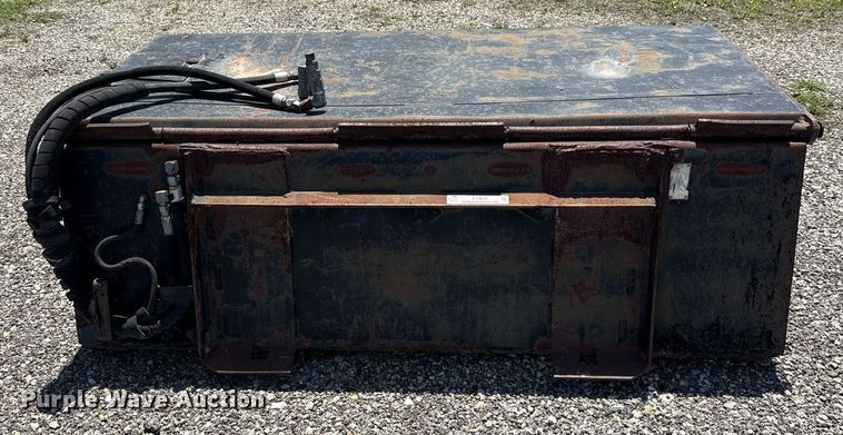 image for item EJ3634 Sweeper 72