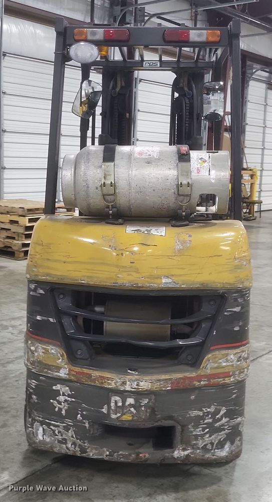 image for item EJ7378 2008 Caterpillar C5000 forklift