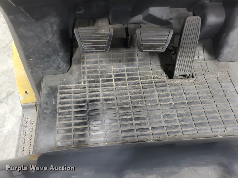 image for item EJ7378 2008 Caterpillar C5000 forklift