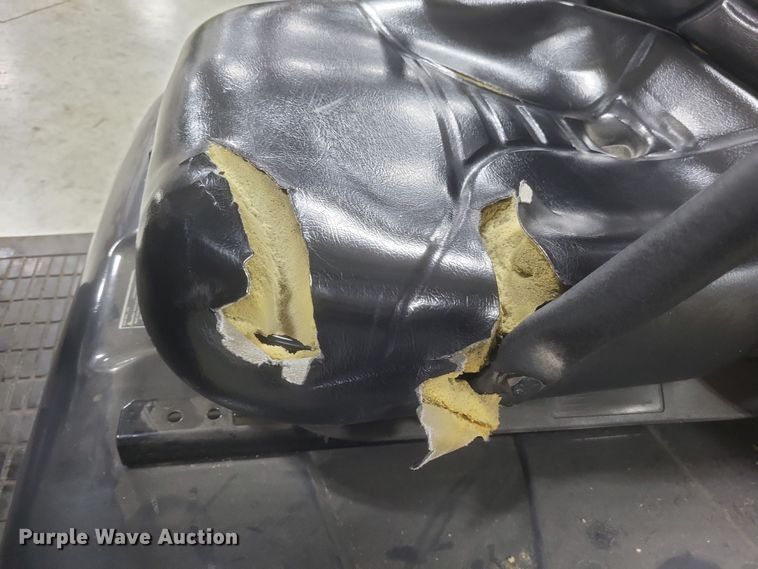 image for item EJ7378 2008 Caterpillar C5000 forklift