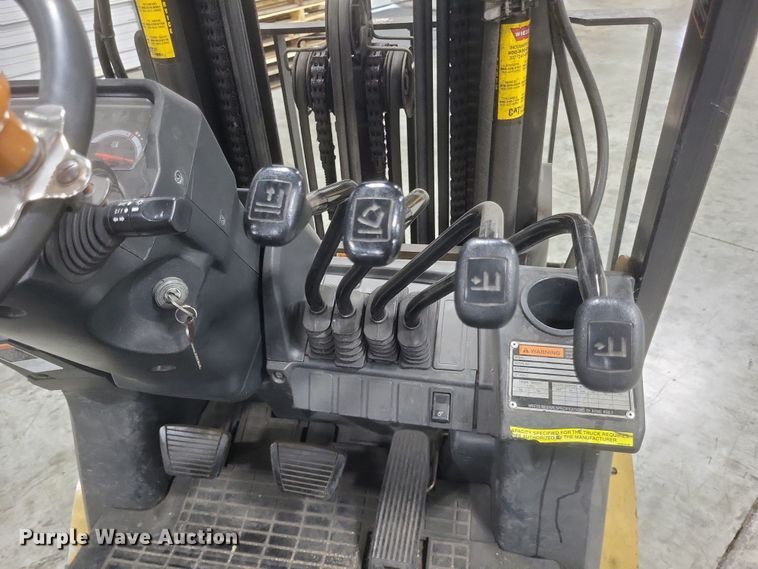 image for item EJ7378 2008 Caterpillar C5000 forklift