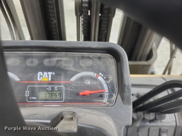 image for item EJ7378 2008 Caterpillar C5000 forklift