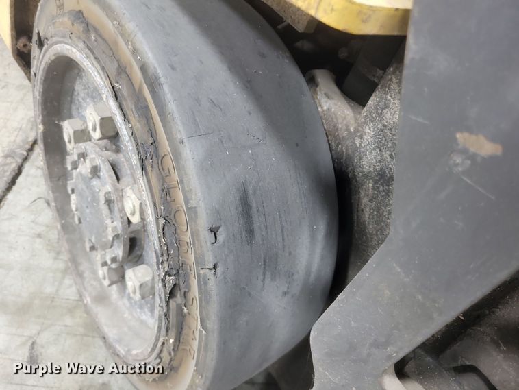 image for item EJ7378 2008 Caterpillar C5000 forklift