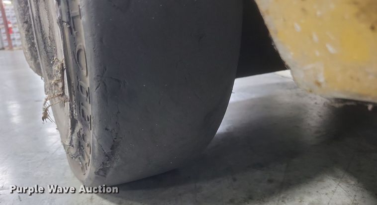 image for item EJ7378 2008 Caterpillar C5000 forklift