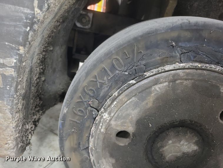 image for item EJ7378 2008 Caterpillar C5000 forklift