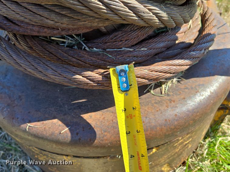 image for item EJ8363 Hyster D6C winch