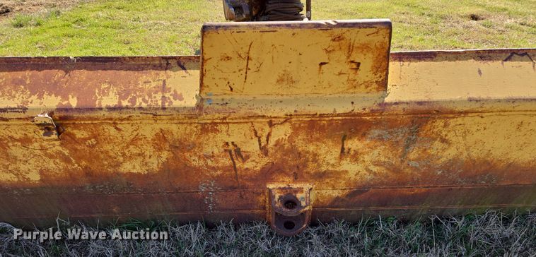 image for item EJ8364 Caterpillar 7A dozer parts