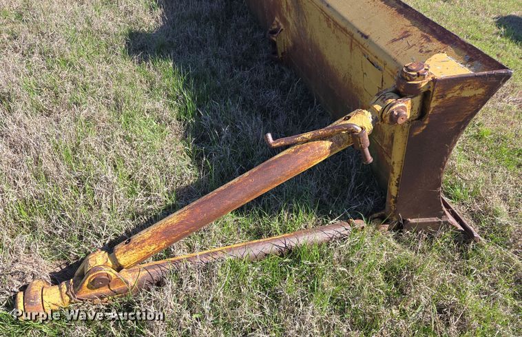 image for item EJ8364 Caterpillar 7A dozer parts