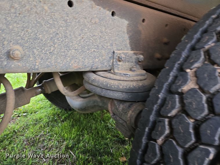 image for item EJ8378 1989 Freightliner FLD dump truck