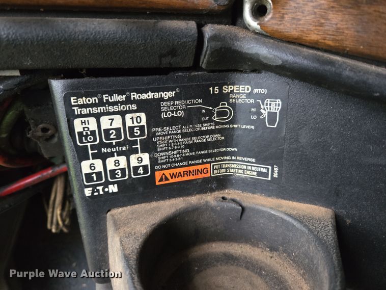 image for item EJ8378 1989 Freightliner FLD dump truck