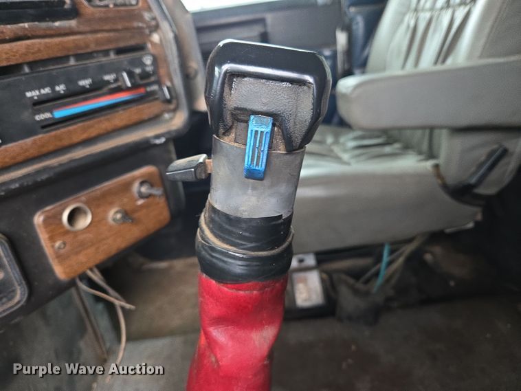 image for item EJ8378 1989 Freightliner FLD dump truck