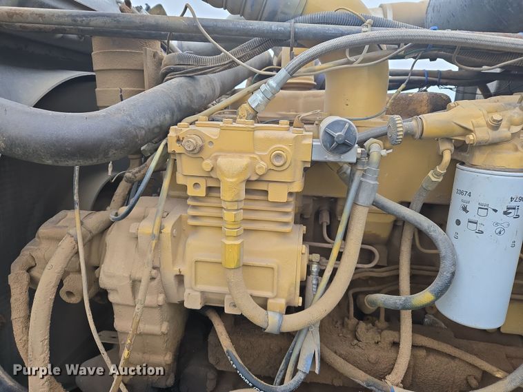 image for item EJ8378 1989 Freightliner FLD dump truck