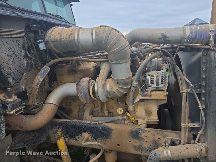 image for item EJ8378 1989 Freightliner FLD dump truck