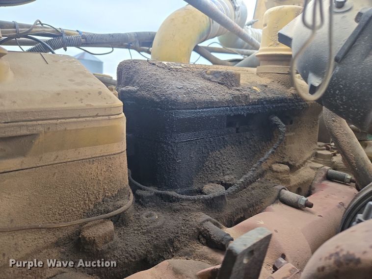 image for item EJ8378 1989 Freightliner FLD dump truck