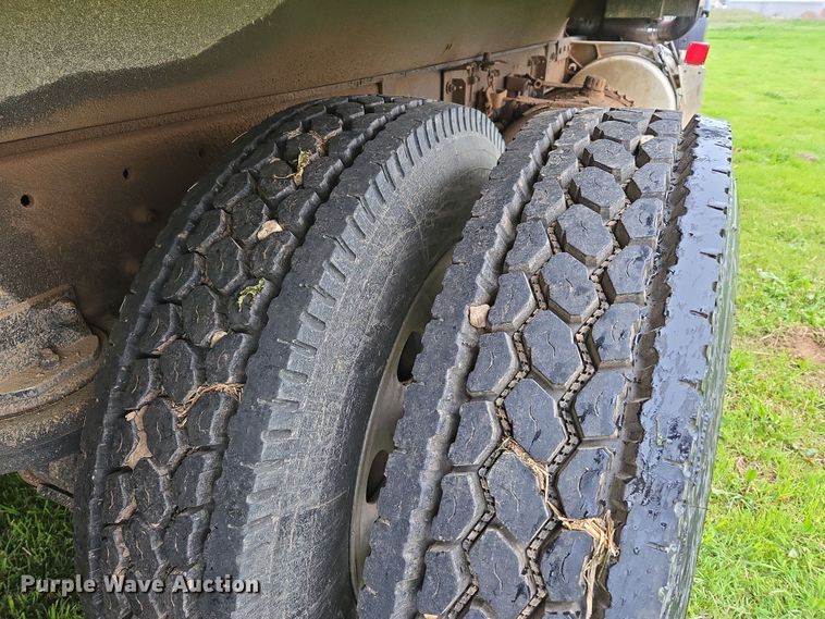 image for item EJ8378 1989 Freightliner FLD dump truck