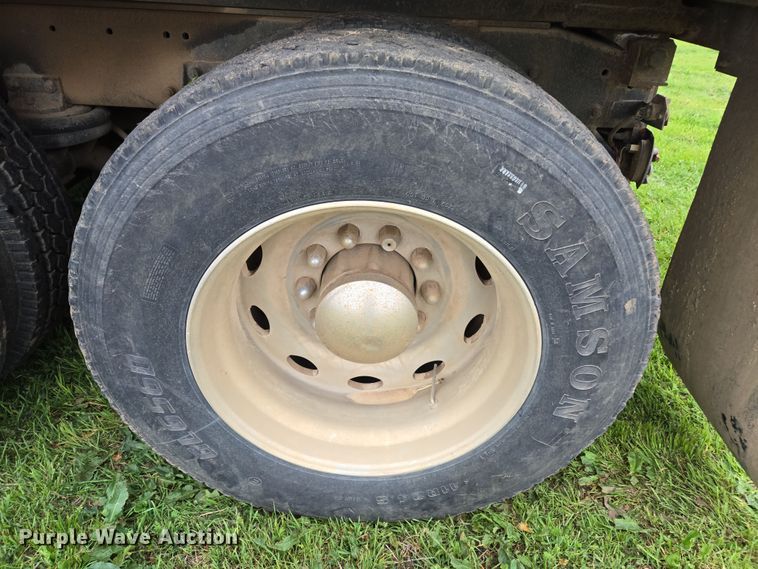 image for item EJ8378 1989 Freightliner FLD dump truck