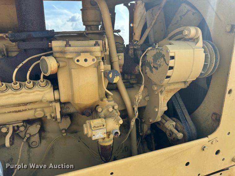 image for item EJ8427 Caterpillar 120 rigid frame motor grader