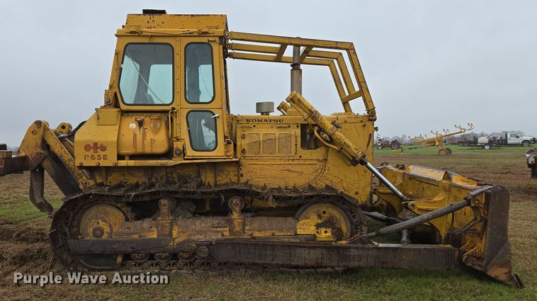image for item EJ8433 1985 Komatsu D65E-8 dozer