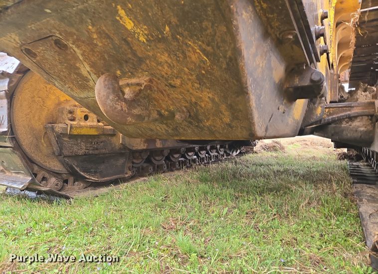 image for item EJ8433 1985 Komatsu D65E-8 dozer