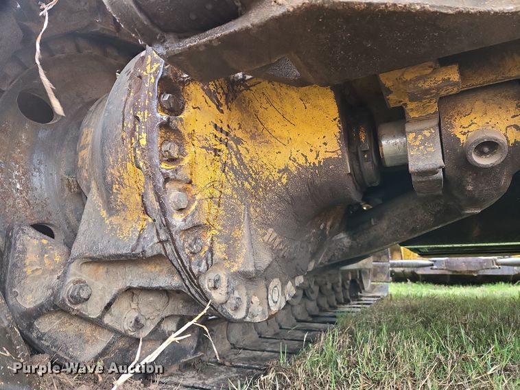 image for item EJ8433 1985 Komatsu D65E-8 dozer