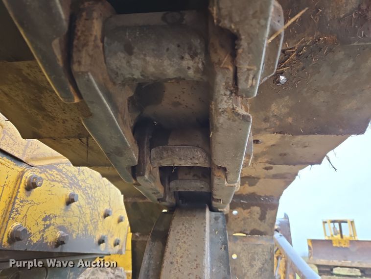 image for item EJ8433 1985 Komatsu D65E-8 dozer