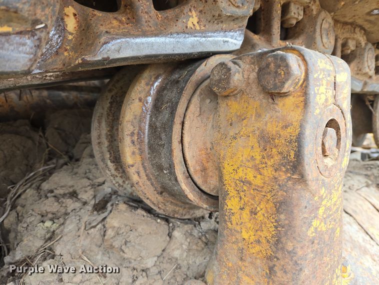 image for item EJ8433 1985 Komatsu D65E-8 dozer