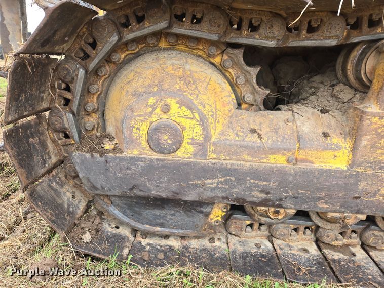 image for item EJ8433 1985 Komatsu D65E-8 dozer