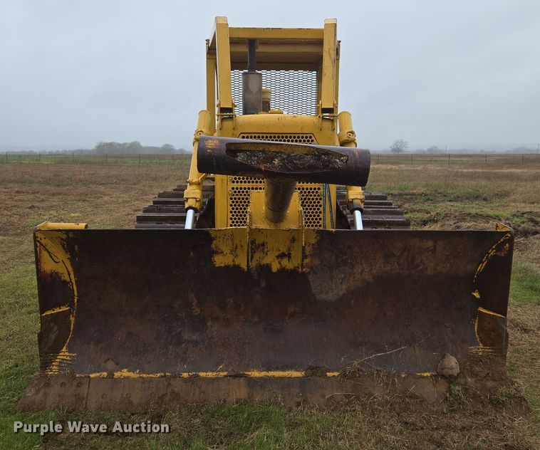 image for item EJ8434 1968 Caterpillar D6C dozer