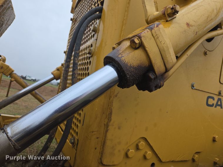 image for item EJ8434 1968 Caterpillar D6C dozer