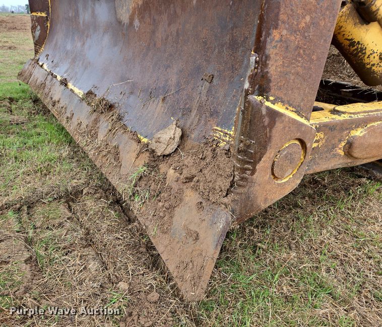 image for item EJ8434 1968 Caterpillar D6C dozer