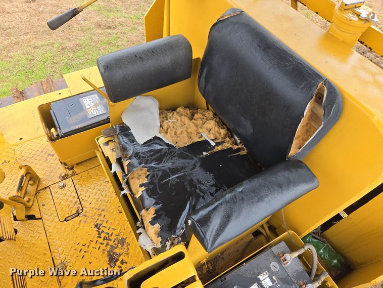 image for item EJ8434 1968 Caterpillar D6C dozer