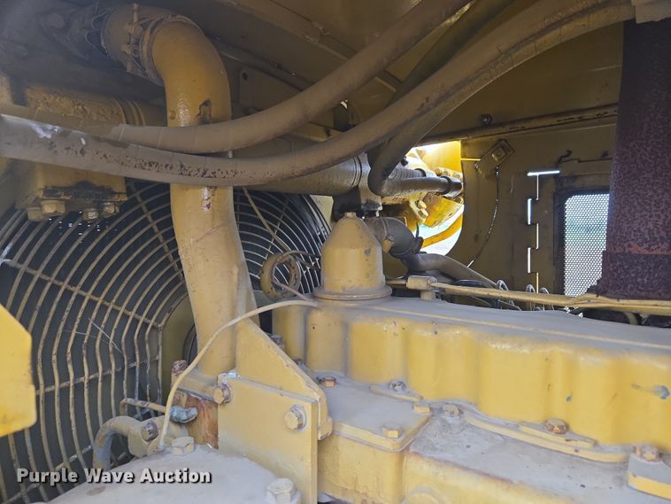 image for item EJ8434 1968 Caterpillar D6C dozer