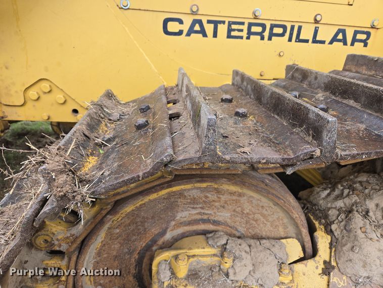 image for item EJ8434 1968 Caterpillar D6C dozer
