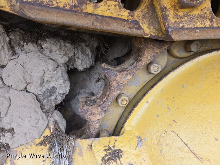 image for item EJ8434 1968 Caterpillar D6C dozer