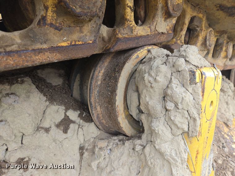 image for item EJ8434 1968 Caterpillar D6C dozer