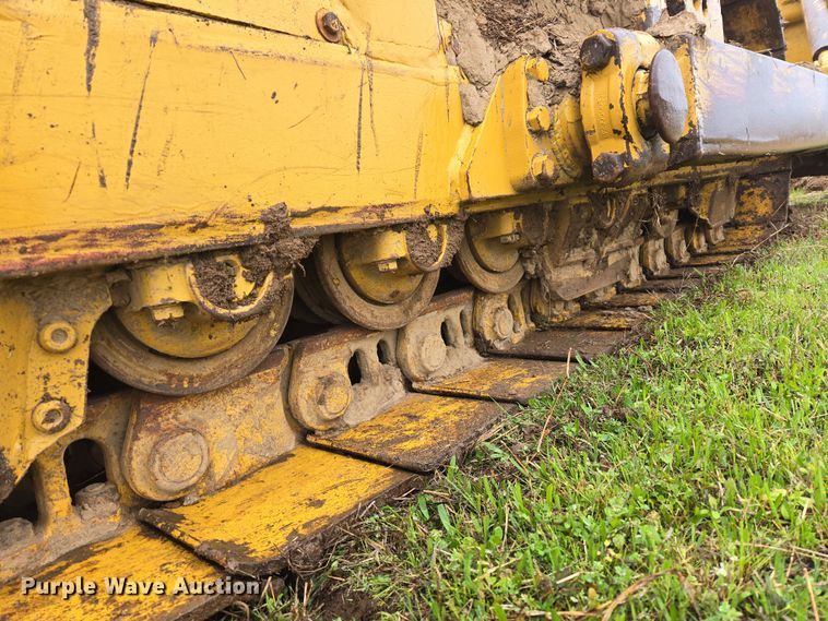 image for item EJ8434 1968 Caterpillar D6C dozer