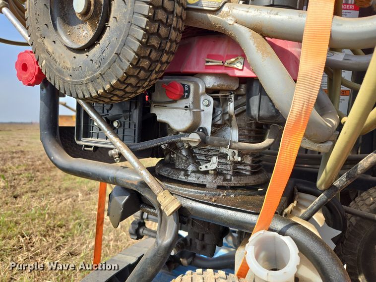 image for item EJ8437 (4) pressure washers