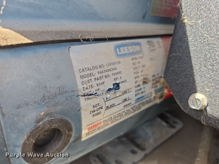 image for item EJ8437 (4) pressure washers