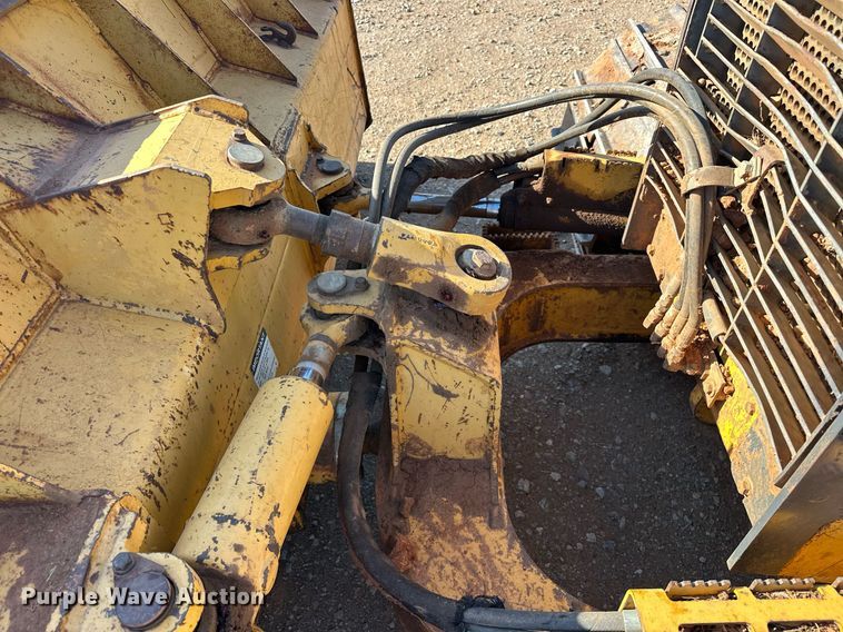 image for item EK0555 2006 John Deere 550J LGP dozer